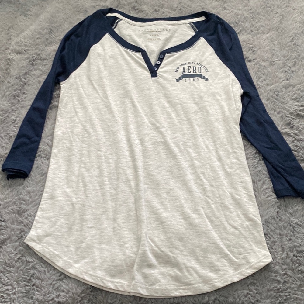 Aeropostale lightweight baseball type shirt